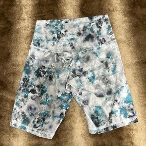 Lululemon Align High-Rise Shorts 8”